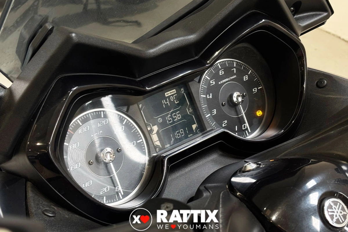 YAMAHA X-Max 300 Abs my21